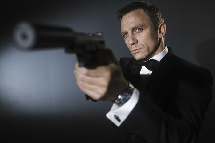 Daniel Craig will return for a fifth outing as James Bond, 007 in 2019, per the New York Times